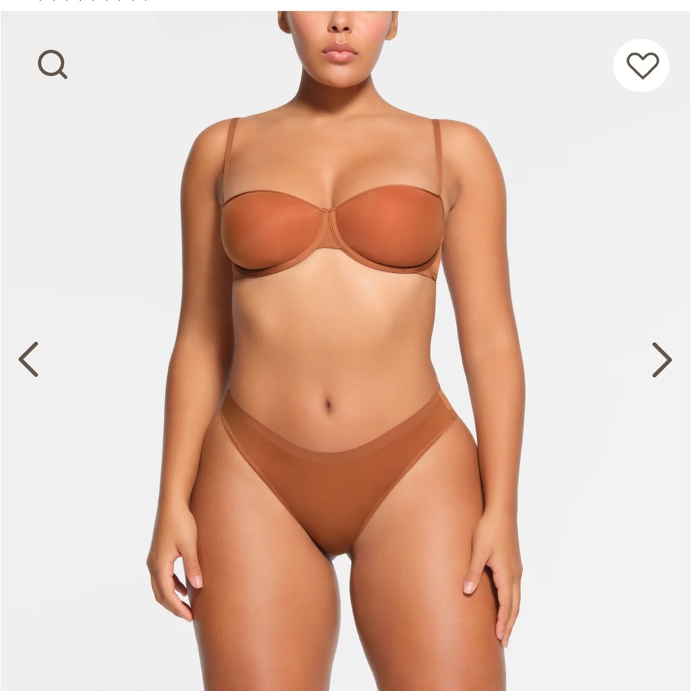 1 Skims weightless strapless bra - Bronze color NWT